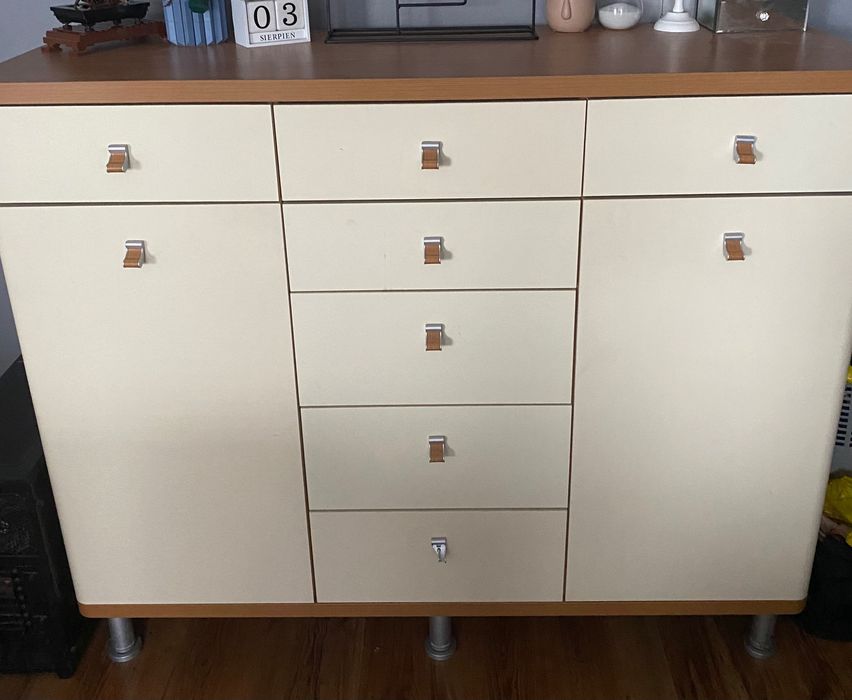 Komplet mebli 4 częściowy