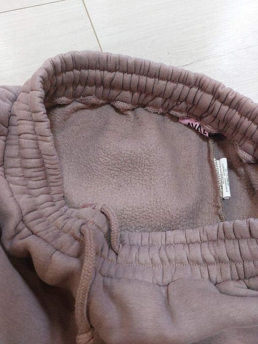 Костюм жіночий спортивний