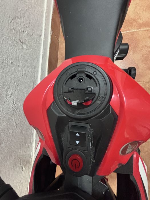 Mota eletrica infantil CBR 1000RR Honda