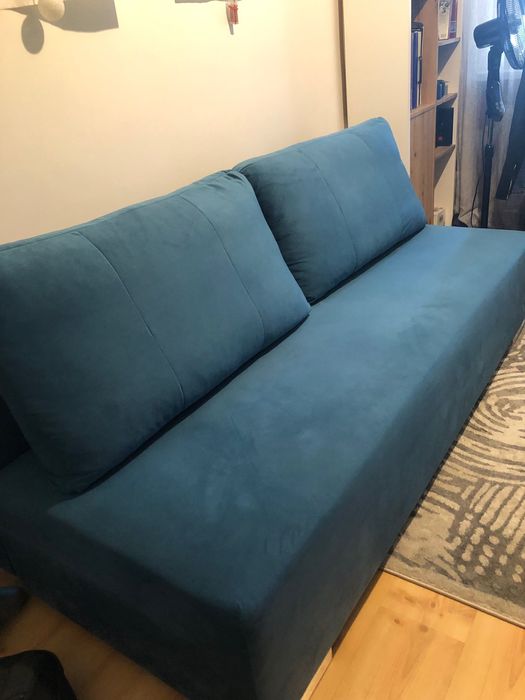 Łóżko-sofa niebieska