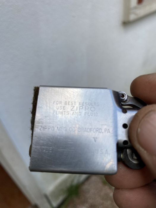 Isquerio zippo uss america cv 66
