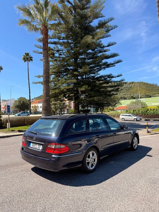 Mercedes-Benz E 220