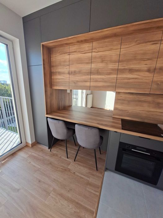 Studio 27m2 / klimatyzacja / parking