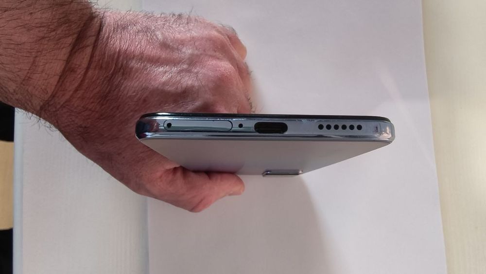 Смартфон Vivo v21 5g