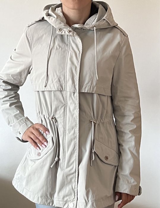Жіноча куртка парка Massimo Dutti