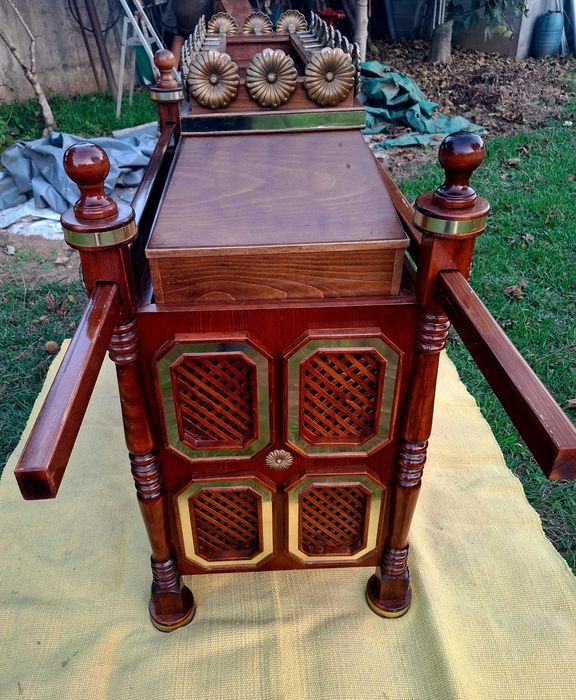 Movel Oriental Arva da Aliança Reproduçao