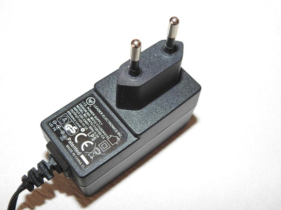 Zasilacz MV12-Y120100-C5 12V-1A