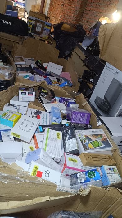 Палети дрібна електроніка амазон