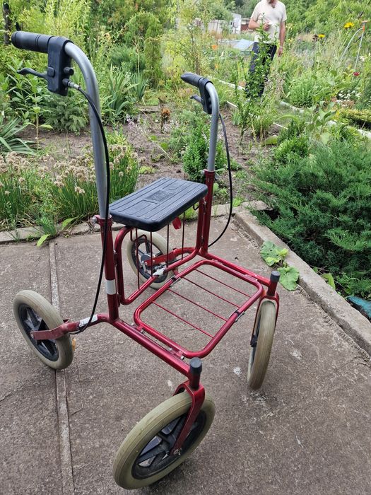 Ходунки для дорослих