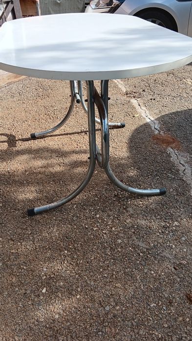 Used white table64739227334657121