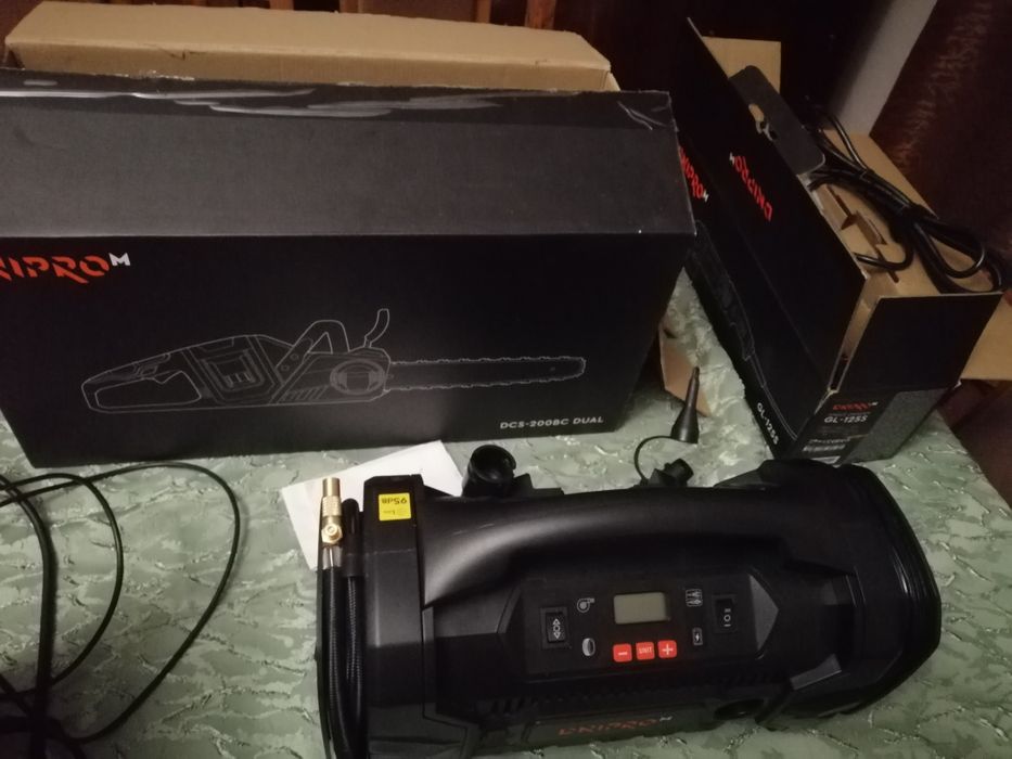 Акумуляторна пила Дніпро м Dnipro DCS-200 BC  Dual