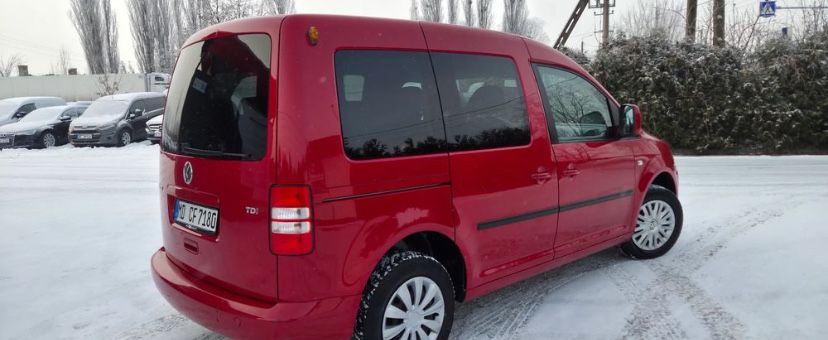 Volkswagen Caddy 2014 дизель 1.6 СЕМИМІСНИЙ