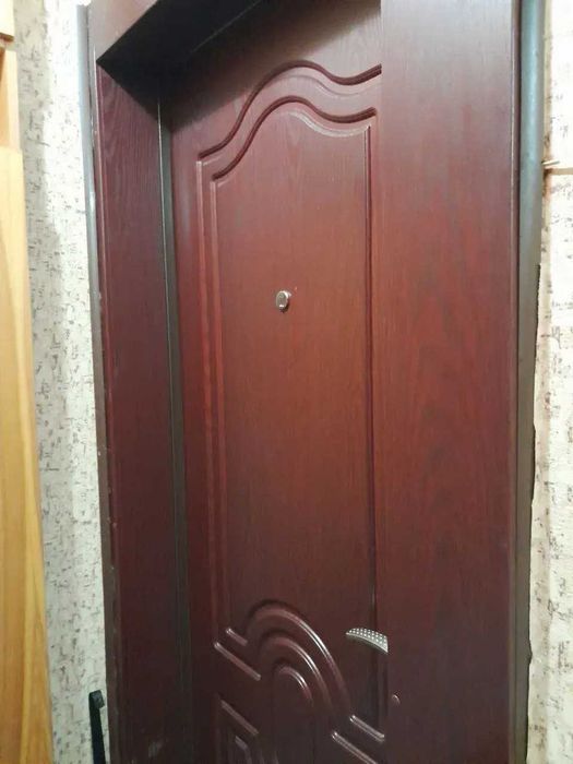 2 кімнатна квартира на Алмазному