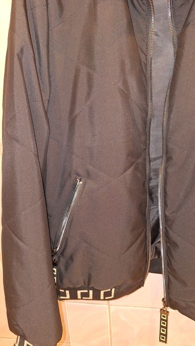 Kurteczka damska bomberka