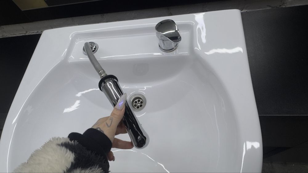 Konsoleta Ayala Barber Davos Black