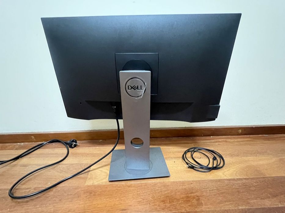 Monitor Dell de 24 polegadas435520716889794561