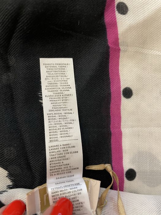 Lio•jo  . Хустка . Нова . Італія