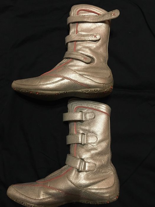 Сапожки спортивні фірменні Reebok р.37