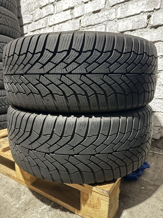 225/45 R17 Kumho WinterCraft WP52 /2023рік/зима/2шт./