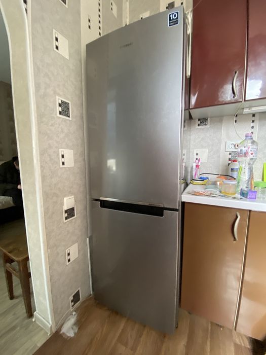 Холодильник  Samsung No Frost