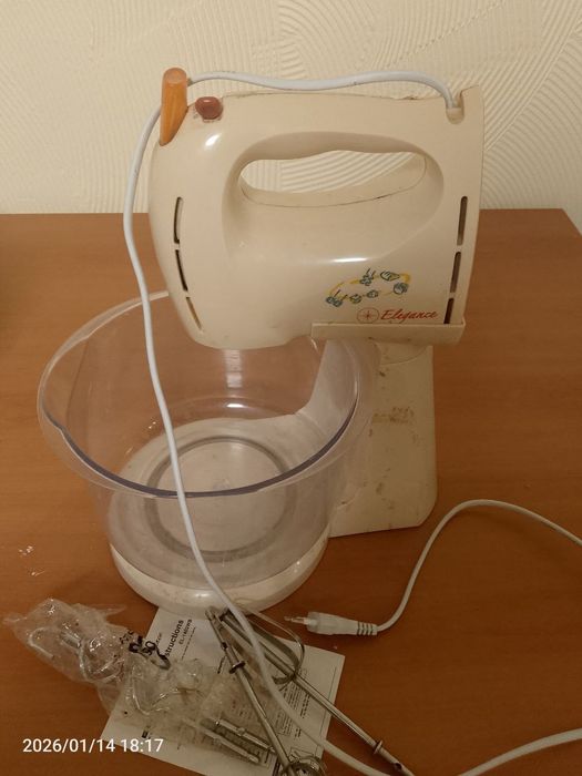 Миксер с чашей Elegance EL-1403WB. Читайте объявление полностью