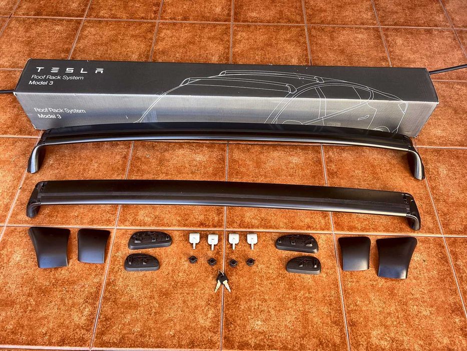 Aluguer barras tejadilho ORIGINAIS Tesla Model 3 Highland e anteriores