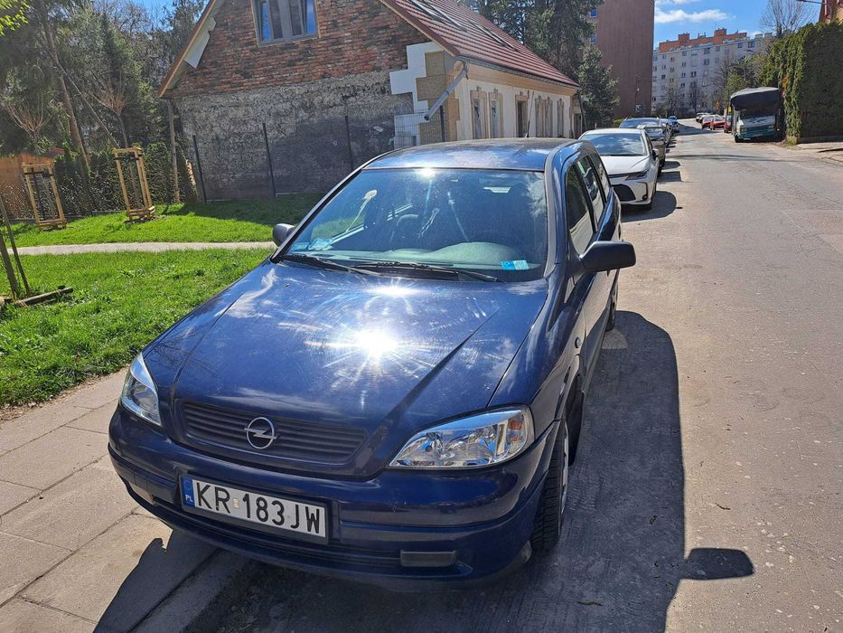 Opel Astra Karawan