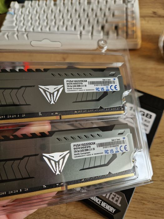 patriot viper ddr4 - купити комплектуючі для ПК - Ціна на OLX.ua