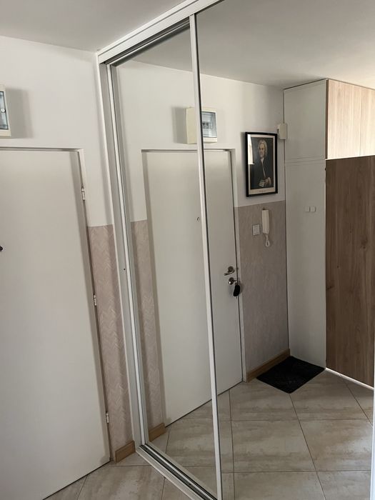 Drzwi przesuwne do szafy szklane