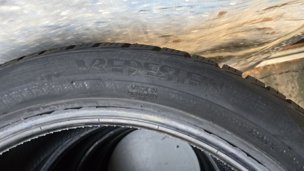 P24 4 x 225/45R18 Vredestein Quatrac Pro+ 95Y XL opony wielosezonowe