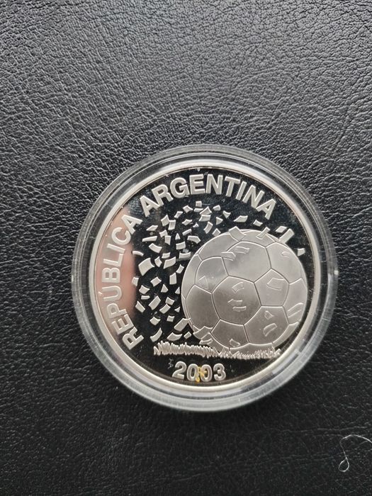 Серебряная монета.