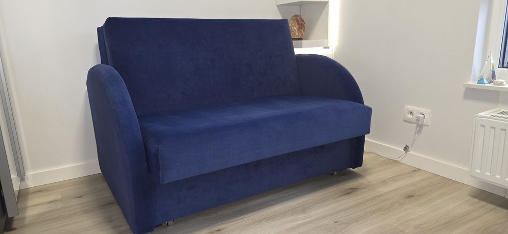Sofa rozkładana 130cm. z funkcją spania.