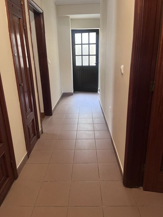 Aluga se quarto no centro de viseu