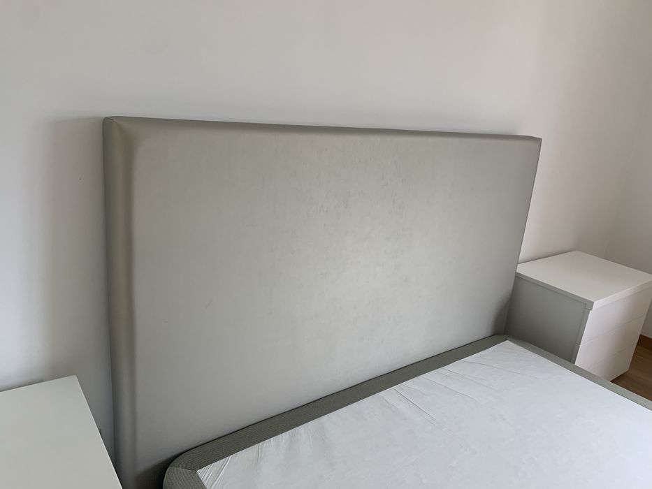 Sommier c/ pés e Cabeceira para cama