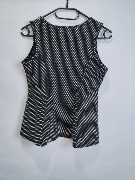 Bluza Damska Kropki Falbana  bez Rekawow Atmosphere (L)
