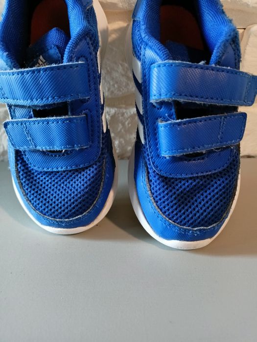 Adidasy dziecięce