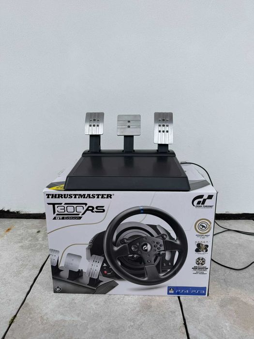 Volante + Base Thrustmaster T300RS-GT com pedais T3PM