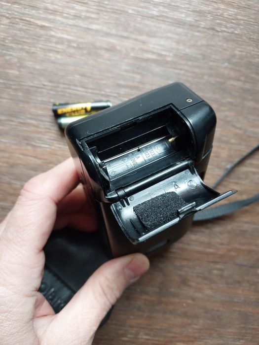 Винтажный плёночный фотоаппарат Polaroid  в отличном состоянии