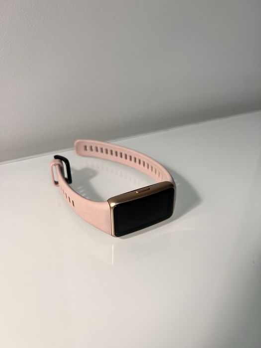 Фітнес браслет Huawei Band 6