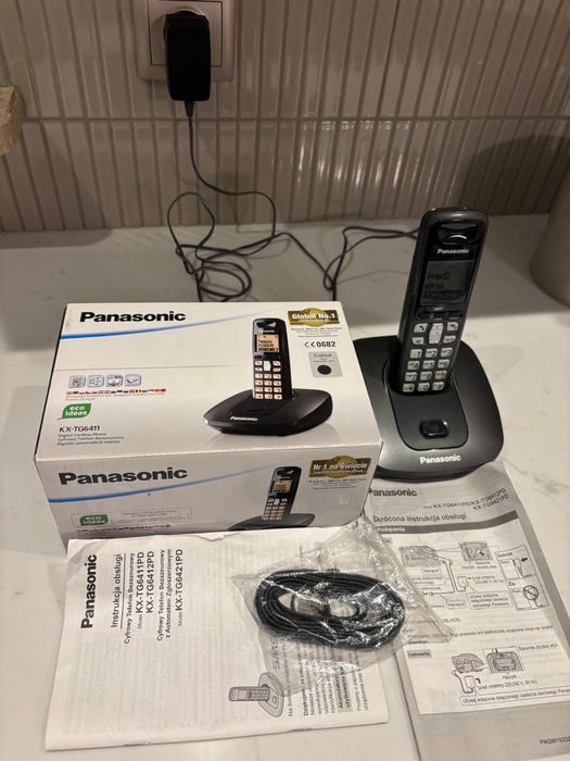 Telefon z przenośną słuchawką - Panasonic - sprawny