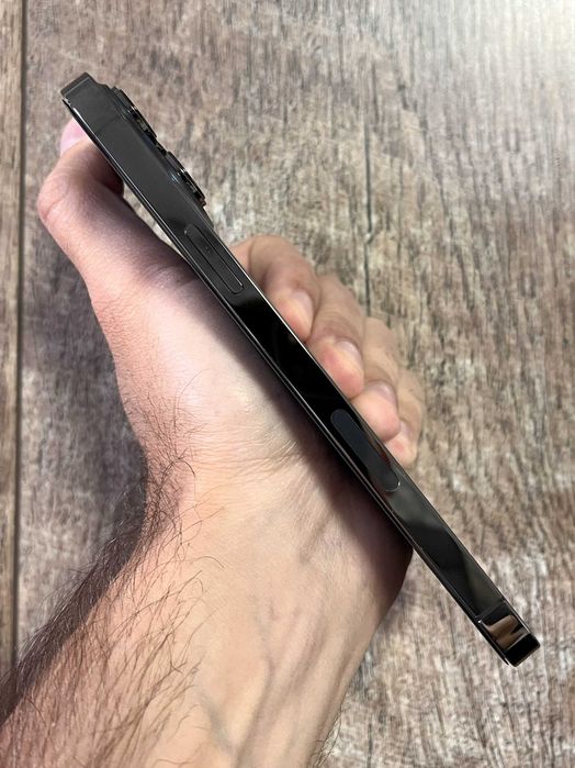 iPhone 13 Pro Max 256GB Graphite Neverlock отличное состояние 100% АКБ!