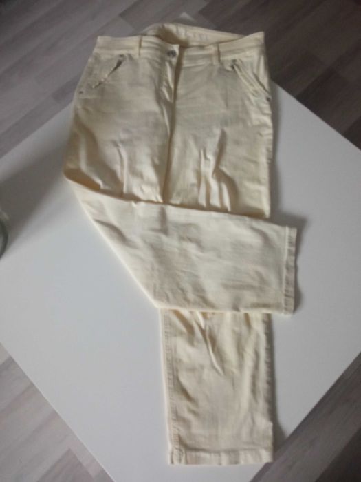 Gerry Weber Roxy spodnie 6/8 elastyczne  r 42R pas 84-90