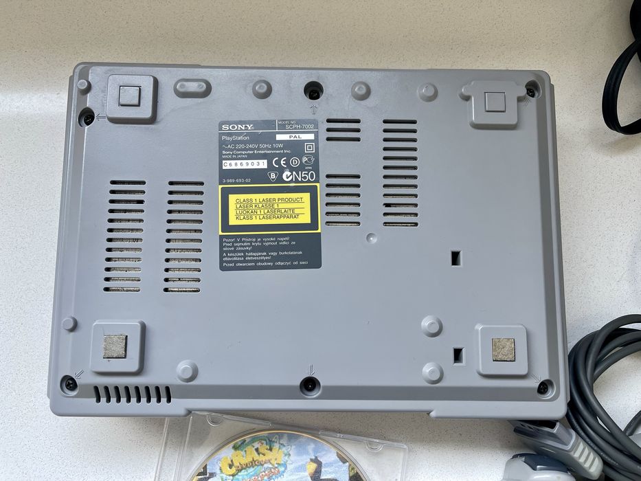 Reservado 26/05 Consola Sony PlayStation 1 PS1 Desbloqueada + Comando + Cabos + Jogo Gravado