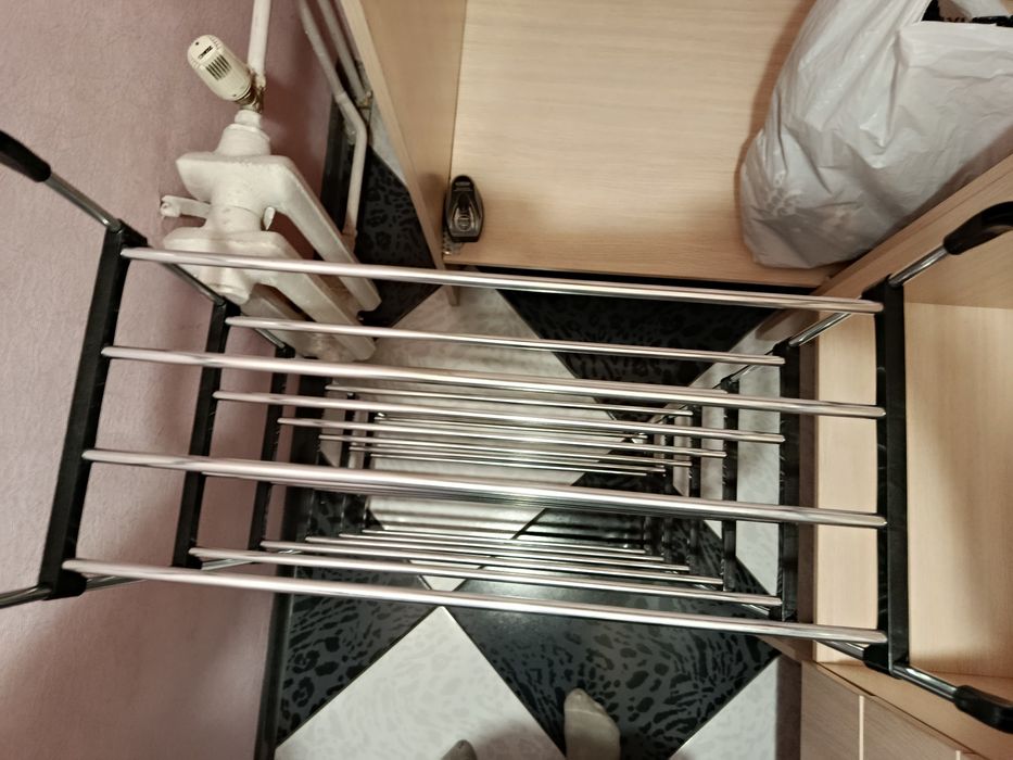 Продам полки для обуви