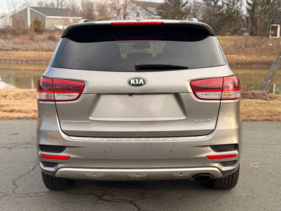 Kia Sorento      2017