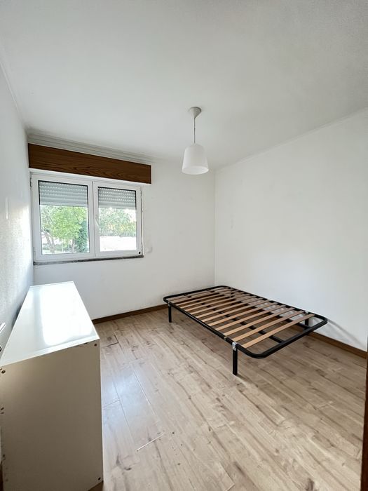 Arrenda-se T2 Centro Viseu