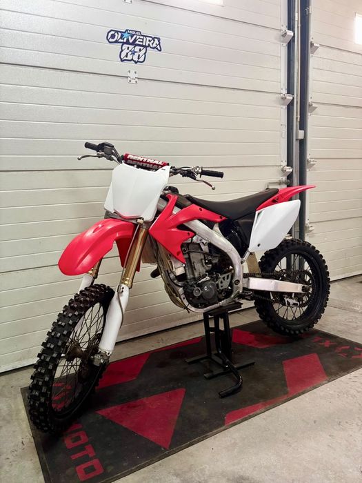 Honda Crf 450 em ótimo estado