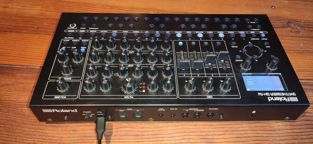 Roland SH-4d,  Digital Desktop Synthesizer