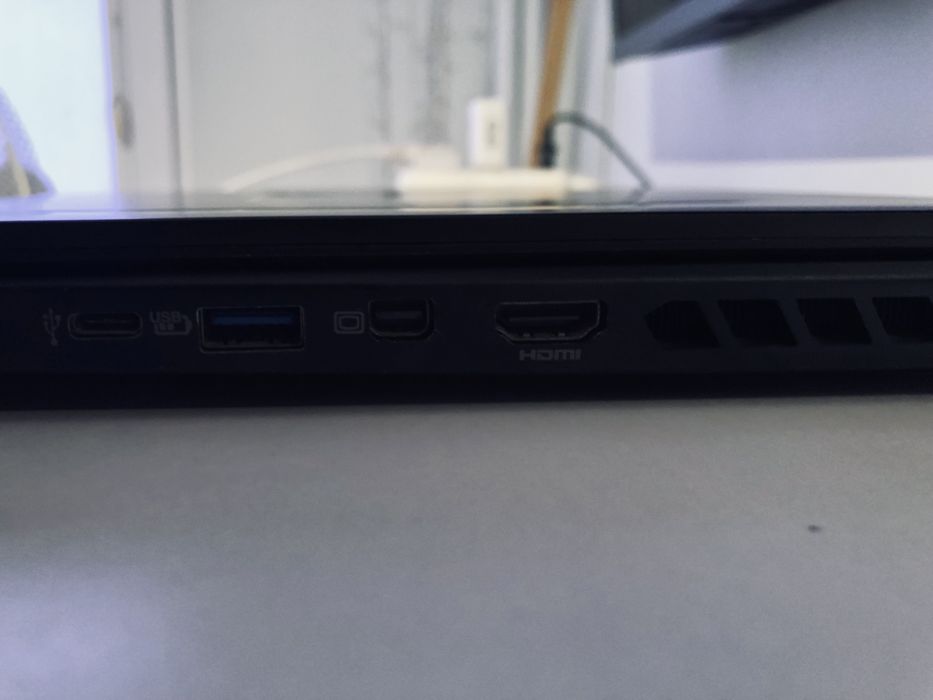 Acer Predator Helios 300 – USZKODZONY – GTX 1660 Ti / Intel Core i7 9. gen