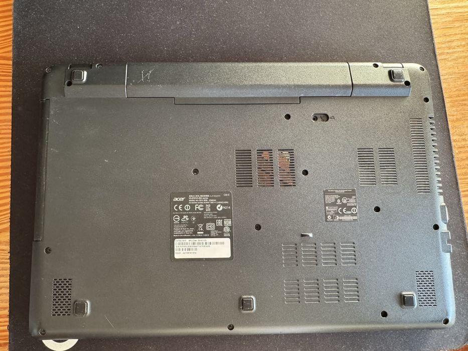 Portátil barato ACER Aspire V3 em bom estado